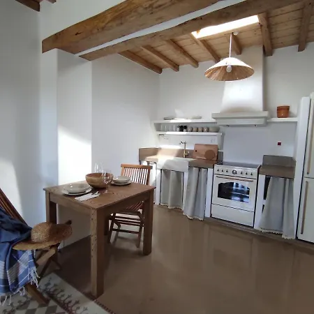 Traditional In Chora #5 *