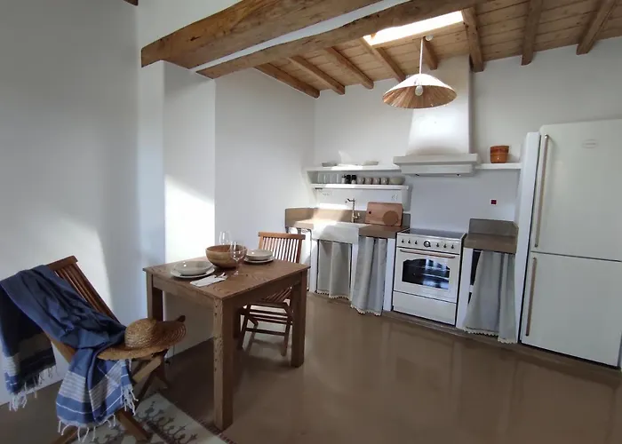 Traditional In Chora #5 *